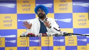 गुरु साहिबान व साहिबजादों के कार्टून बनाकर BJP ने सिख मर्यादाओं का किया अपमान: कुलदीप धालीवाल