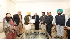 मुख्यमंत्री Mann की ओर से मोहाली हवाई अड्डे से और अधिक अंतरराष्ट्रीय उड़ानें शुरू करने की वकालत