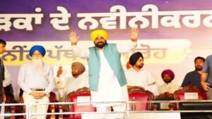 शहरों से लेकर छोटे कस्बों तक, लाखों के बिल वाले मरीज अब बिना कोई भुगतान किए hospital से इलाज लेकर वापस घरों को लौट रहे