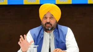 मजदूर दिवस पर बड़ा तोहफा: Punjab में न्यूनतम मजदूरी में 15% बढ़ोतरी, CM Bhagwant Mann का ऐलान
