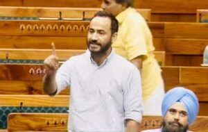 लोकसभा में मीत हेयर ने धर्म और जाति के आधार पर राजनीति करने पर केंद्र सरकार को घेरा