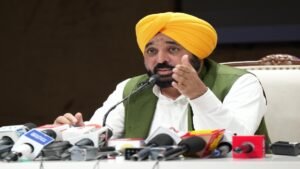 युद्ध नशेआं विरुद्ध’ अभियान के तहत पंजाब के स्कूल पूरे साल नशा विरोधी जागरूकता गतिविधियों का नेतृत्व करेंगे